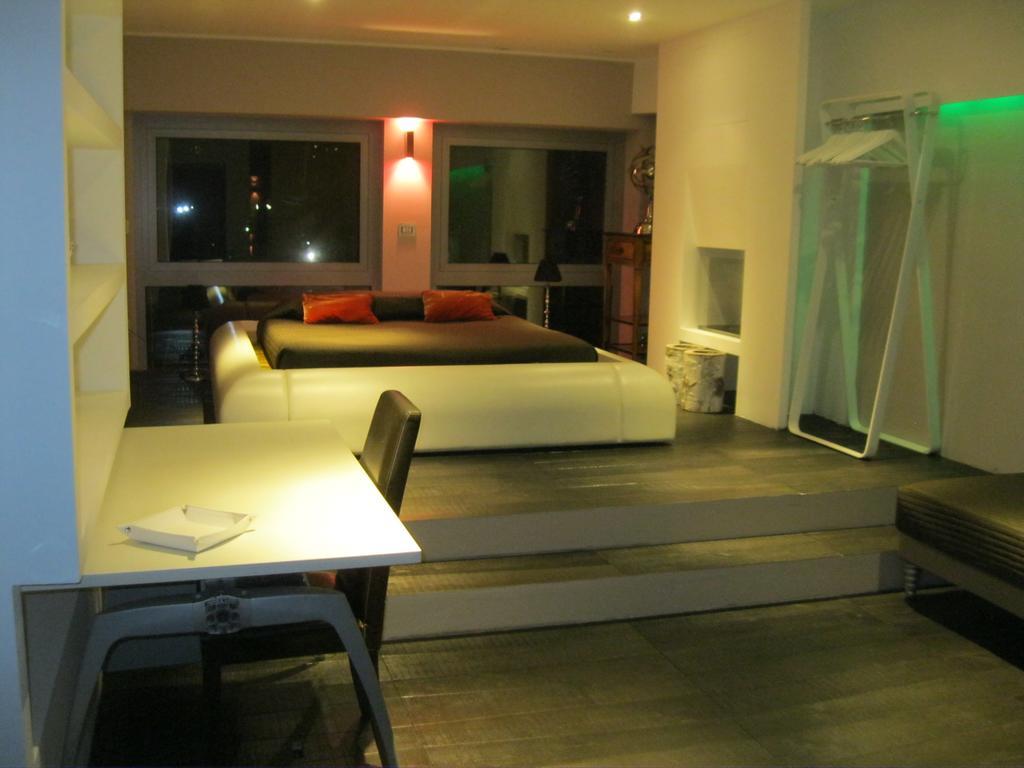 A14 Business Suite Sesto San Giovanni Habitación foto